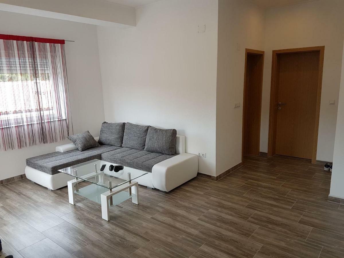 Apartmani Lukic فير المظهر الخارجي الصورة